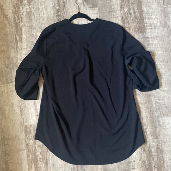 Calvin Klein woman’s XL black blouse - Picture 4 of 5
